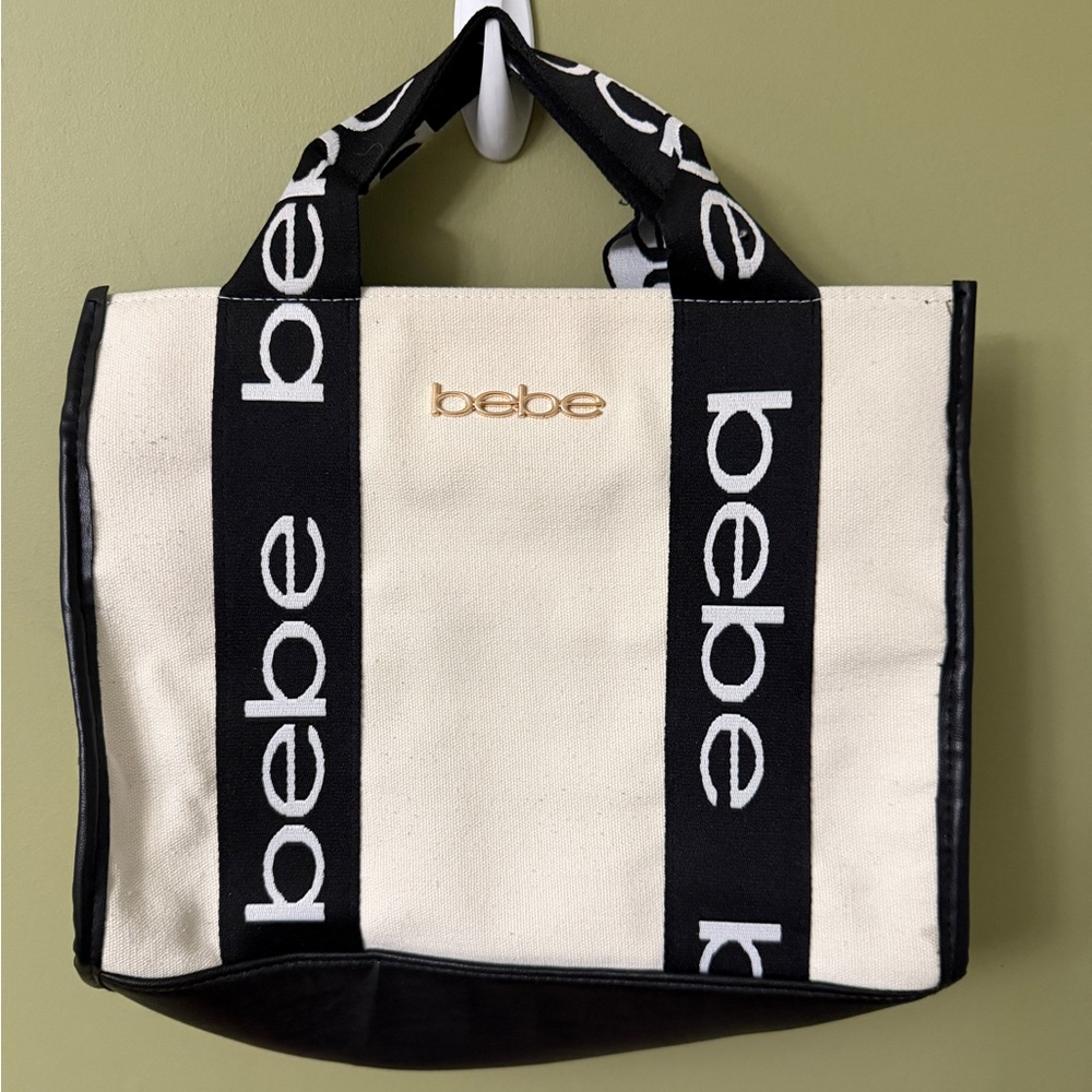 Bebe Tote Bag Top Handle Purse Travel Medium Sized Black Ivory Zip Top